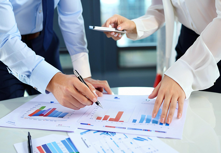 我们携手推动进步并收获硕果。