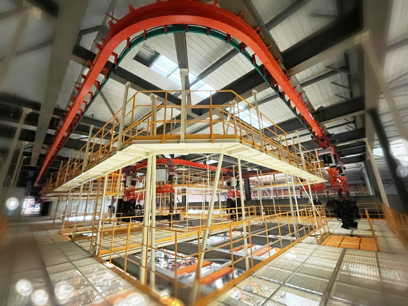 钢轨自行小车输送系统